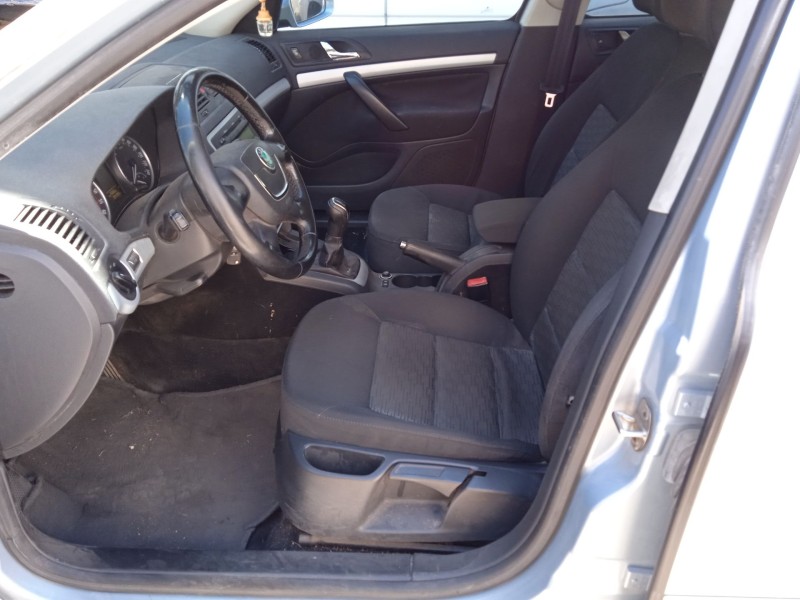 skoda octavia ii combi (1z5) del año 2011