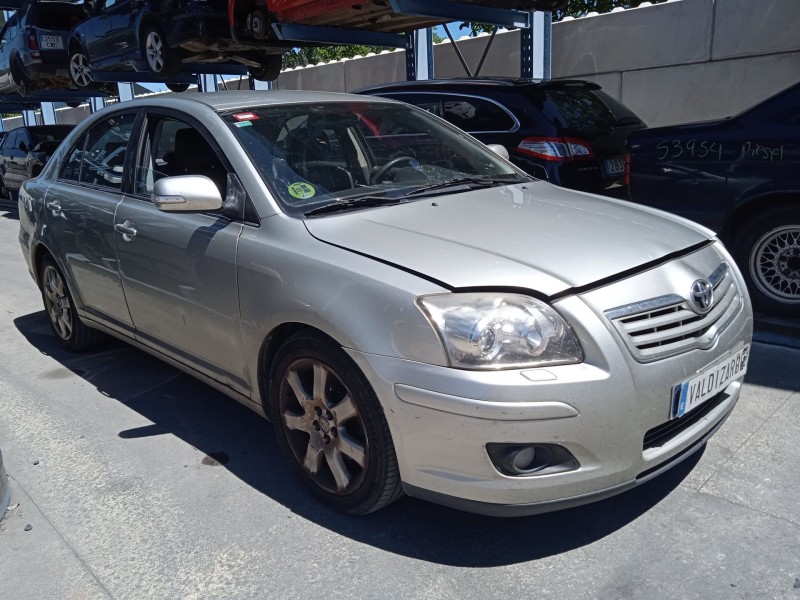 toyota avensis (_t25_) del año 2008