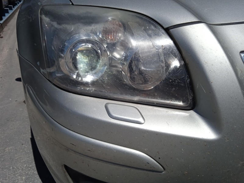 toyota avensis (_t25_) del año 2008