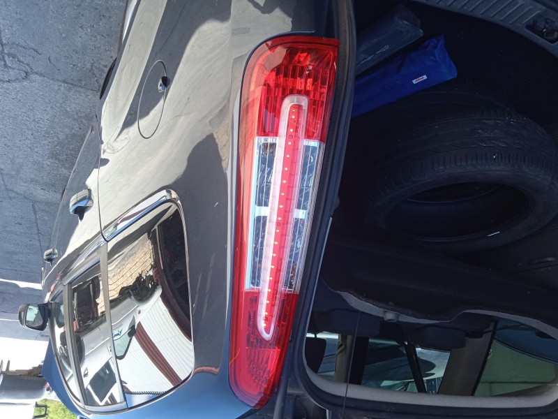 ford c-max (dm2) del año 2009