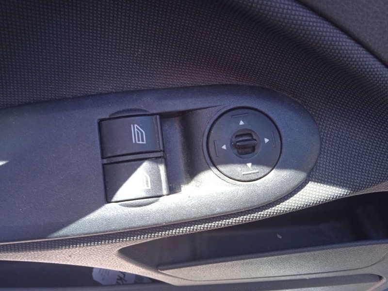 ford c-max (dm2) del año 2009