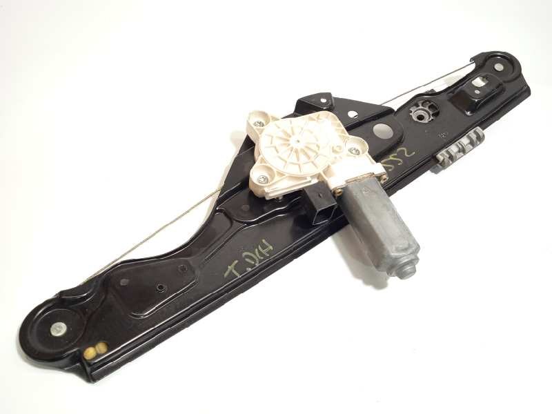 ELEVALUNAS TRASERO DERECHO A2117300246 2117300246