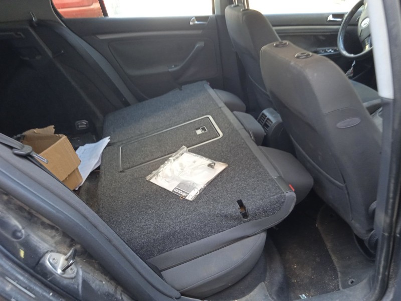 volkswagen golf v (1k1) del año 2004