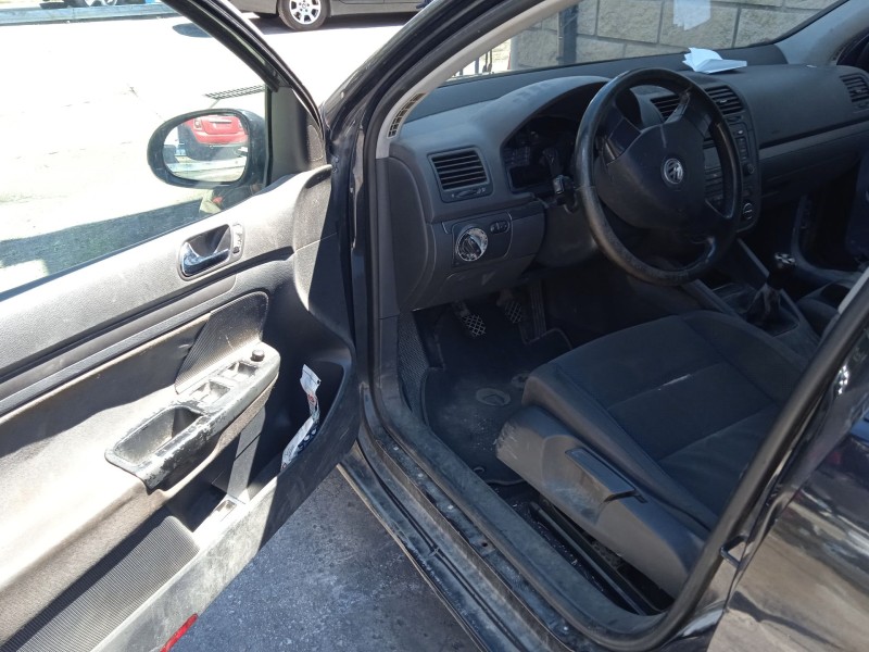 volkswagen golf v (1k1) del año 2004