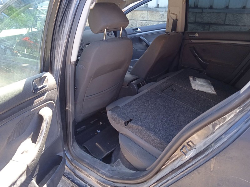 volkswagen golf v (1k1) del año 2004