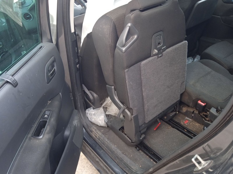 peugeot 5008 (0u_, 0e_) del año 2010