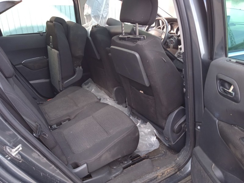 peugeot 5008 (0u_, 0e_) del año 2010