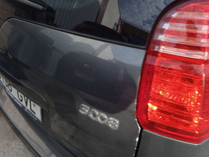 peugeot 5008 (0u_, 0e_) del año 2010