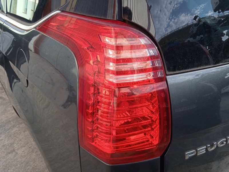 peugeot 5008 (0u_, 0e_) del año 2010