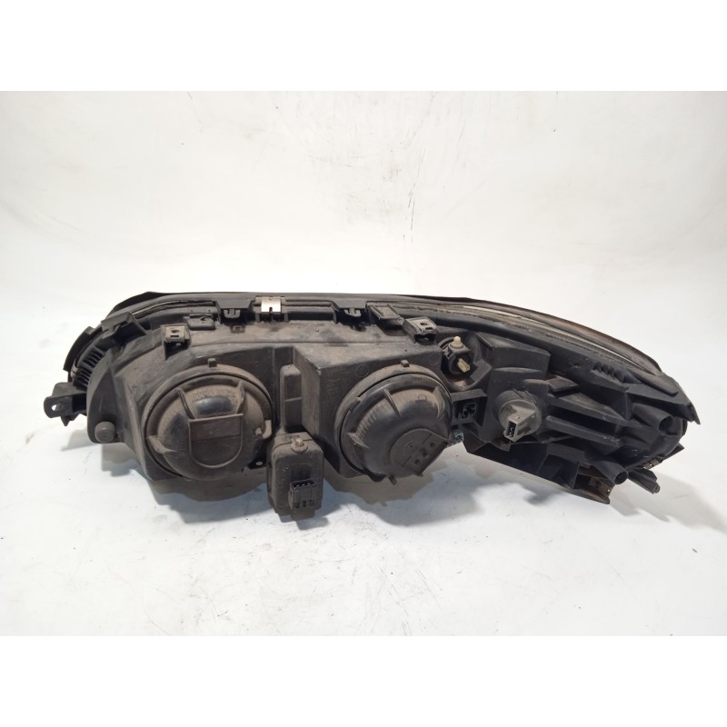 Recambio de faro derecho para volvo s60 i (384) 2.4 d referencia OEM IAM 89007870 8693588 