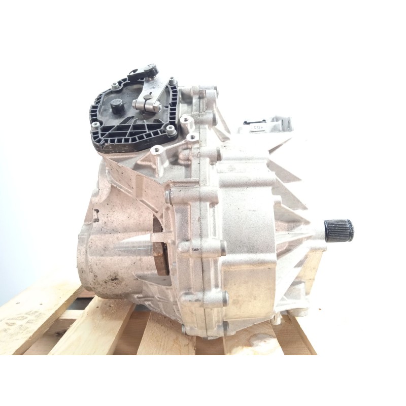 Recambio de caja cambios para volkswagen t-roc (a11, d11) 1.5 tsi referencia OEM IAM TXU 0CW300041S 0CW300041S018