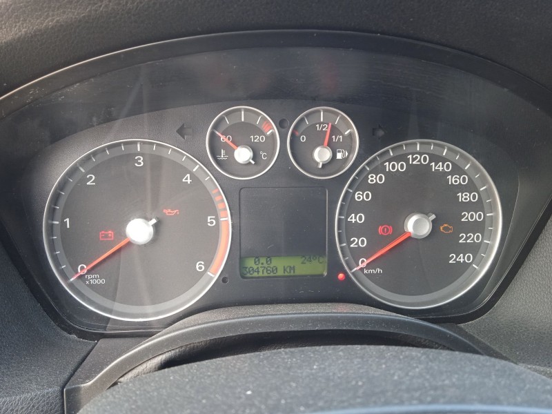 ford focus c-max (dm2) del año 2005