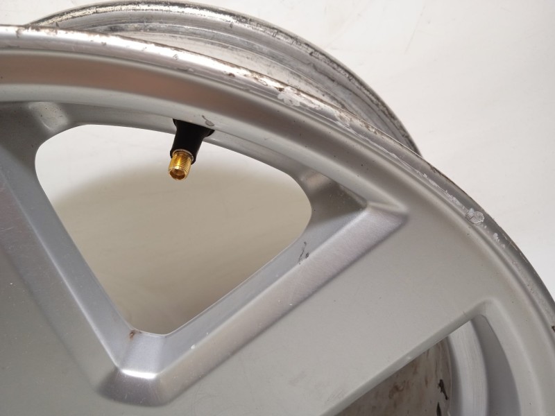 Recambio de llanta para volvo xc90 i (275) 2.5 t awd referencia OEM IAM 8646831 8685559 