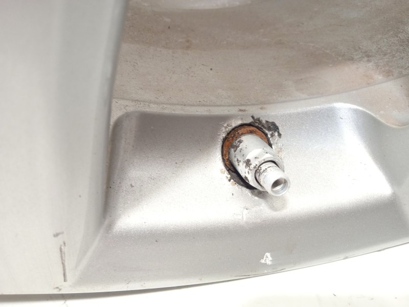 Recambio de llanta para mazda cx-7 (er) active referencia OEM IAM 9965157580  