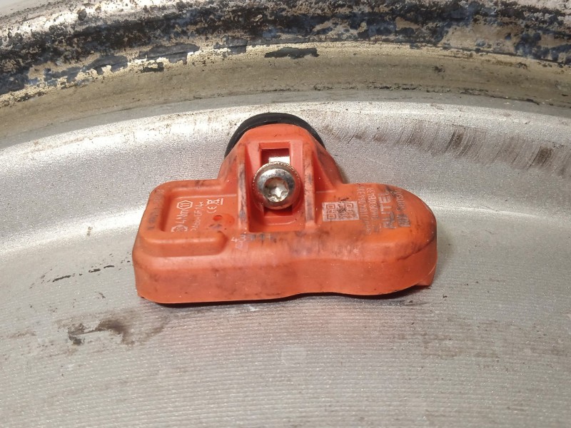 Recambio de llanta para mazda cx-7 (er) active referencia OEM IAM 9965157580  