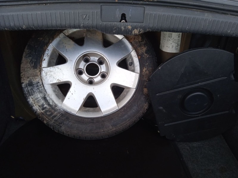 volkswagen polo (9n_, 9a_) del año 2002