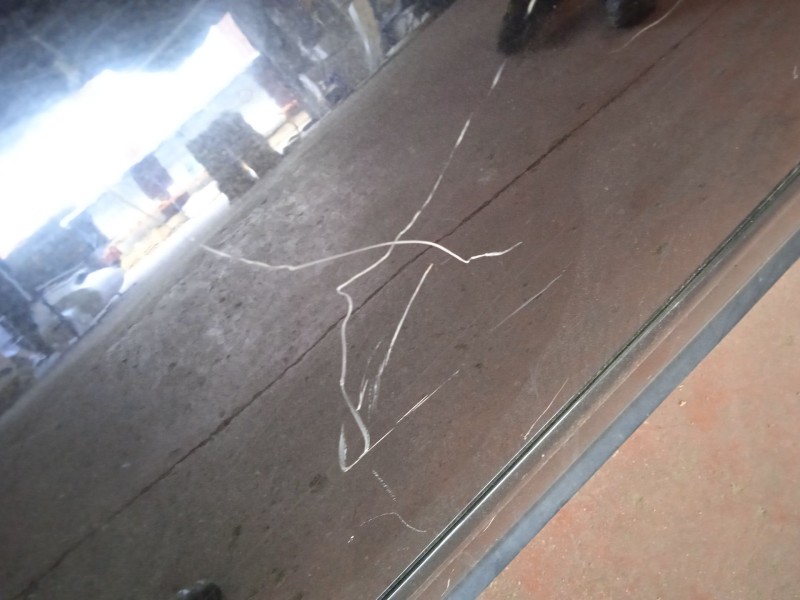 Recambio de puerta trasera izquierda para volkswagen touran (1t1) advance referencia OEM IAM 1T0833055R 1T0833055S 