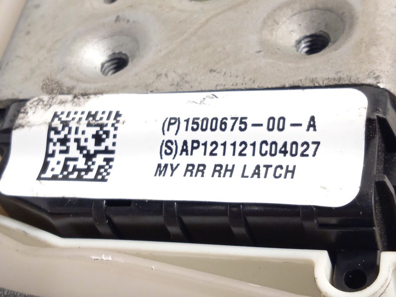 Recambio de cerradura puerta delantera derecha para tesla model 3 (5yj3) ev referencia OEM IAM 150067500A  