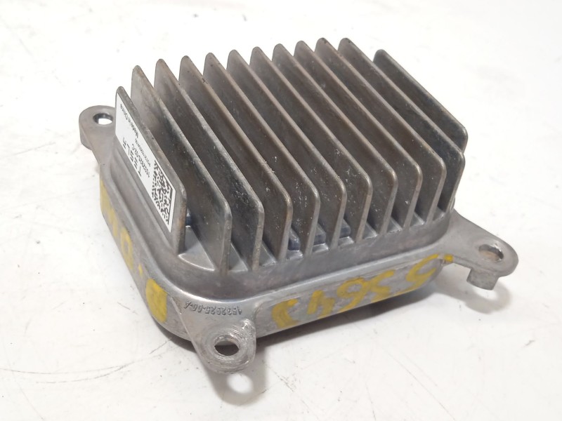 Recambio de centralita led derecha para tesla model 3 (5yj3) ev referencia OEM IAM 153292502C  