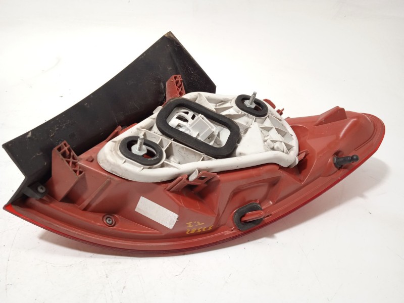 Recambio de piloto trasero izquierdo para opel meriva b 1.7 16v cdti referencia OEM IAM 13307493  