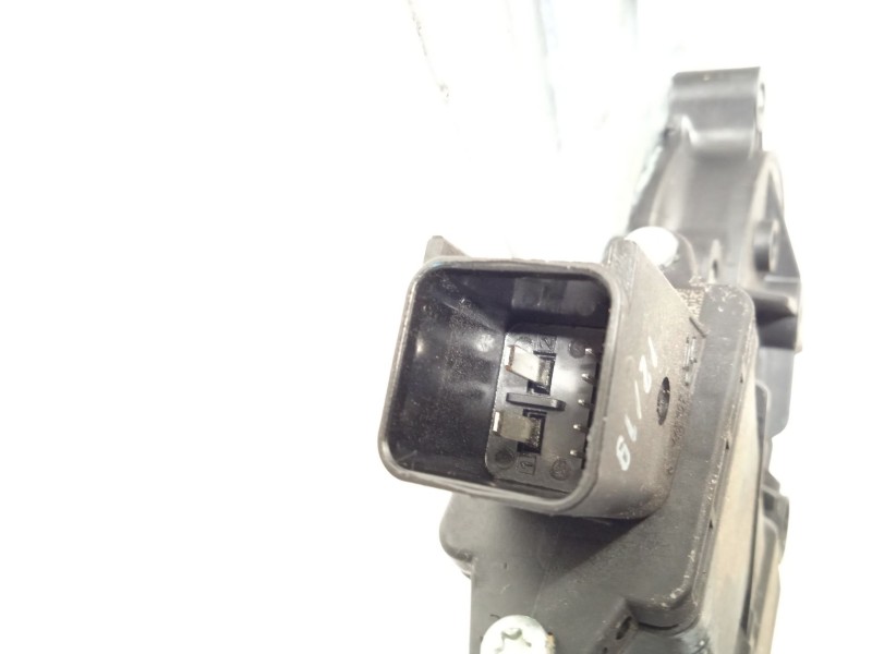 Recambio de elevalunas delantero derecho para opel meriva b 1.7 16v cdti referencia OEM IAM 13354548  