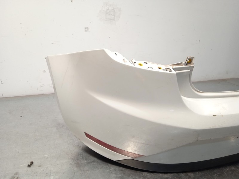 Recambio de paragolpes trasero para seat ibiza iv (6j5, 6p1) 1.2 tdi referencia OEM IAM 6J3807421E 6J3807421EGRU 