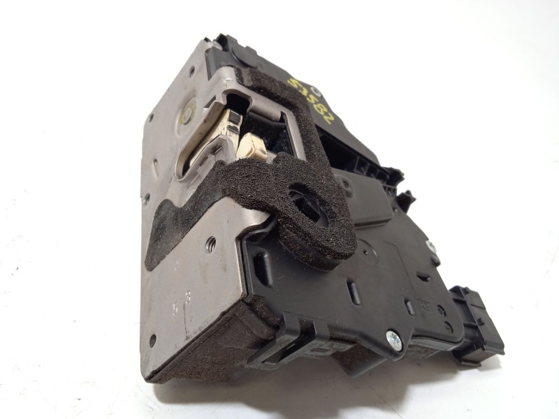 Recambio de cerradura puerta delantera derecha para opel meriva b 1.7 16v cdti referencia OEM IAM 13258274  