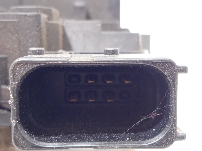 Recambio de cerradura puerta delantera derecha para opel meriva b 1.7 16v cdti referencia OEM IAM 13258274  