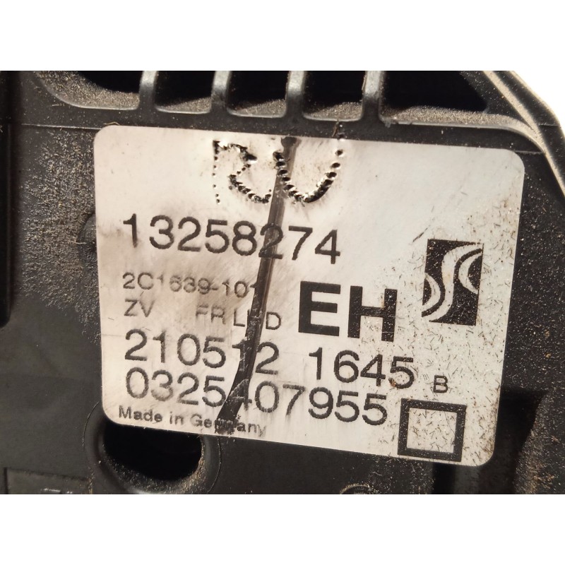 Recambio de cerradura puerta delantera derecha para opel meriva b 1.7 16v cdti referencia OEM IAM 13258274  