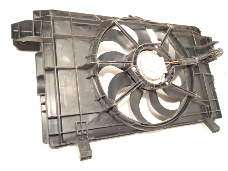 Recambio de electroventilador para tesla model 3 (5yj3) ev referencia OEM IAM 160780800A  P160180800A