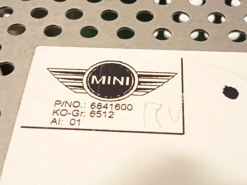 Recambio de sistema audio / radio cd para mini mini descapotable (f57) one referencia OEM IAM 65126841600 6841600 