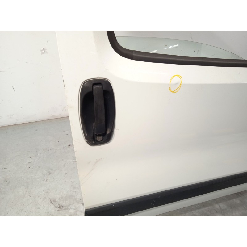 Recambio de puerta delantera derecha para citroën nemo 1.3 hdi fap referencia OEM IAM 9004EP 1636123880 