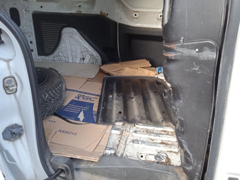 peugeot partner furgoneta/monovolumen del año 2014