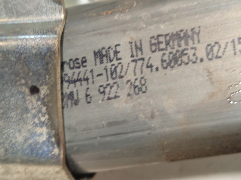 Recambio de elevalunas delantero derecho para bmw 5 (e60) 530 i referencia OEM IAM 6922268  