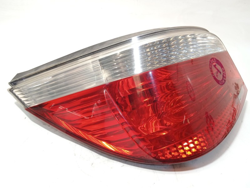 Recambio de piloto trasero izquierdo para bmw 5 (e60) 530 i referencia OEM IAM 6910767 63217165737 63216910767