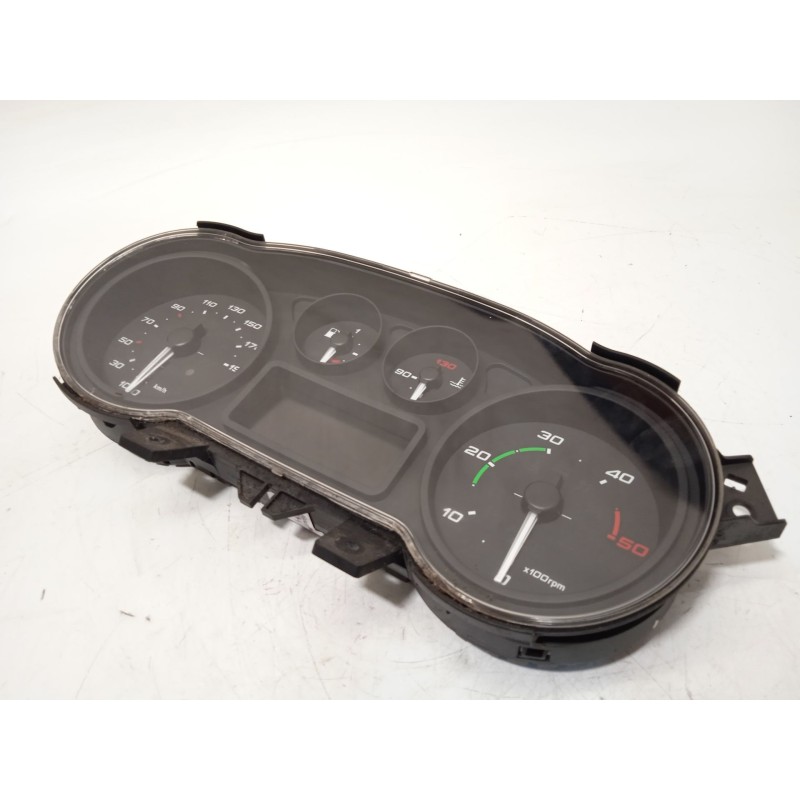 Recambio de cuadro instrumentos para iveco daily vi caja/chasis 33s15, 35s15, 35c15 referencia OEM IAM 5801815717  A2C84155001