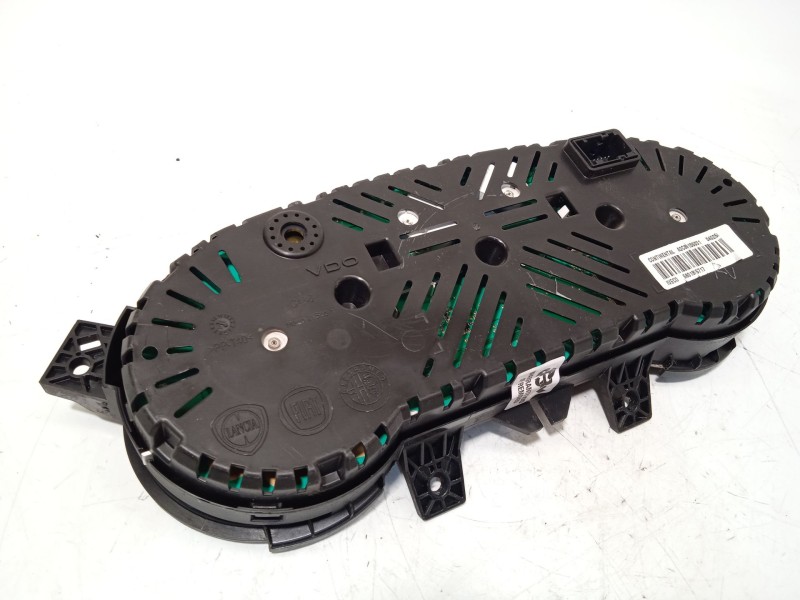 Recambio de cuadro instrumentos para iveco daily vi caja/chasis 33s15, 35s15, 35c15 referencia OEM IAM 5801815717  A2C84155001