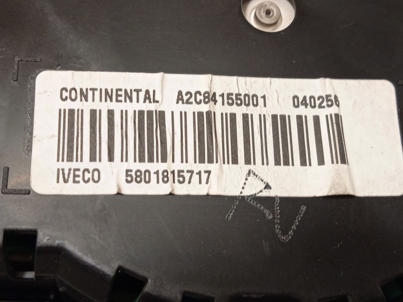 Recambio de cuadro instrumentos para iveco daily vi caja/chasis 33s15, 35s15, 35c15 referencia OEM IAM 5801815717  A2C84155001