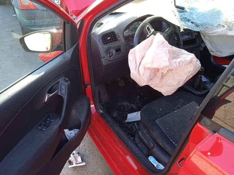 volkswagen polo v (6r1, 6c1) del año 2013