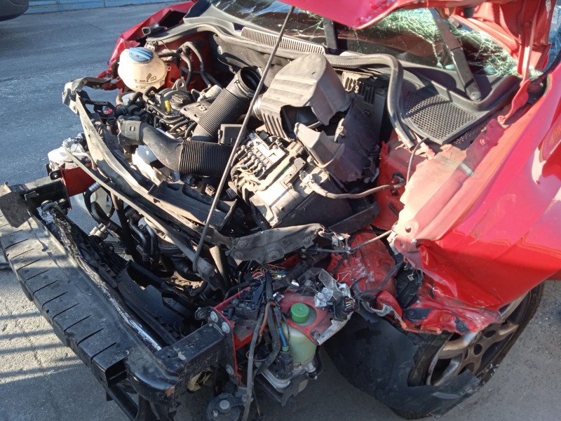 volkswagen polo v (6r1, 6c1) del año 2013