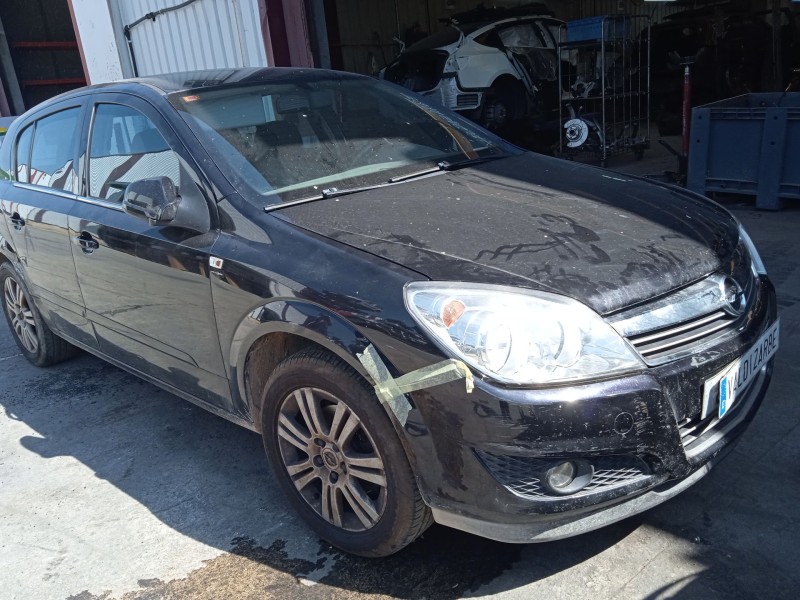 opel astra h (a04) del año 2009