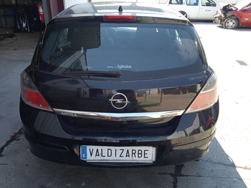 opel astra h (a04) del año 2009