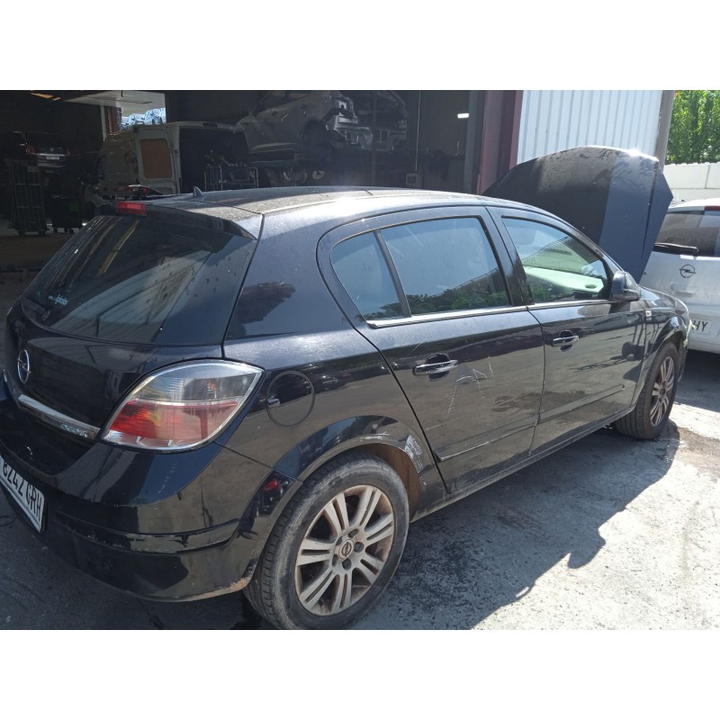 opel astra h (a04) del año 2009