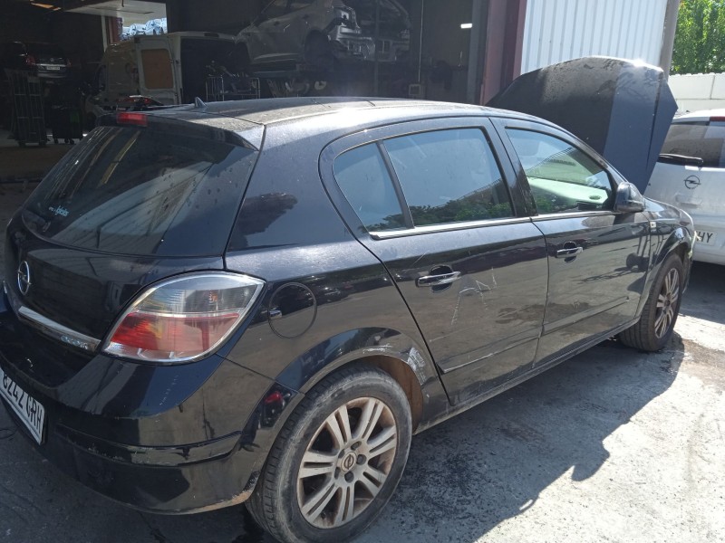 opel astra h (a04) del año 2009