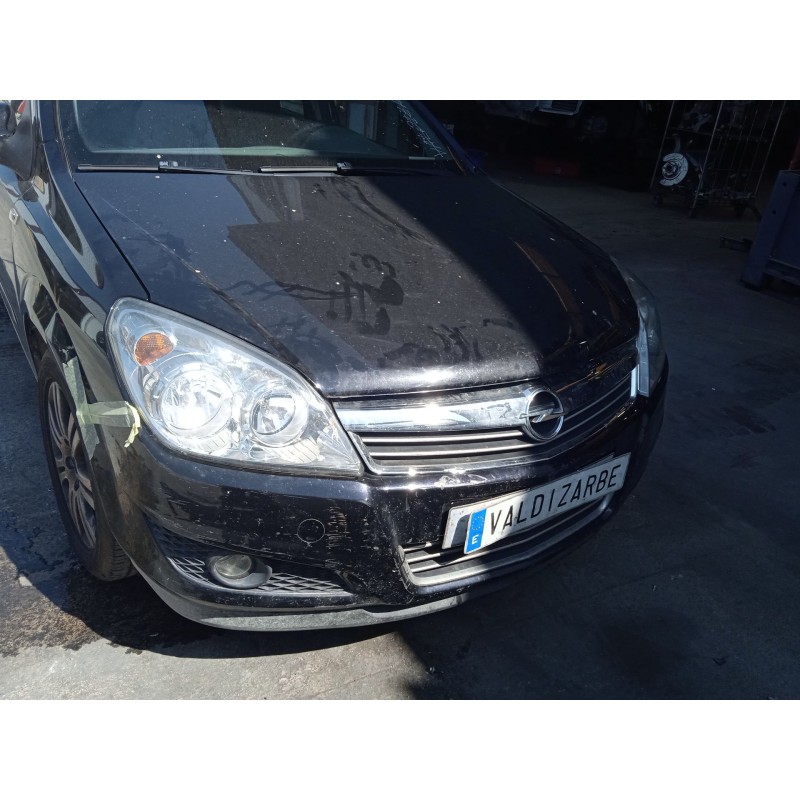 opel astra h (a04) del año 2009
