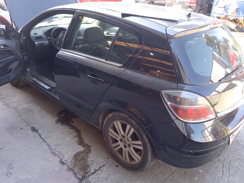 opel astra h (a04) del año 2009