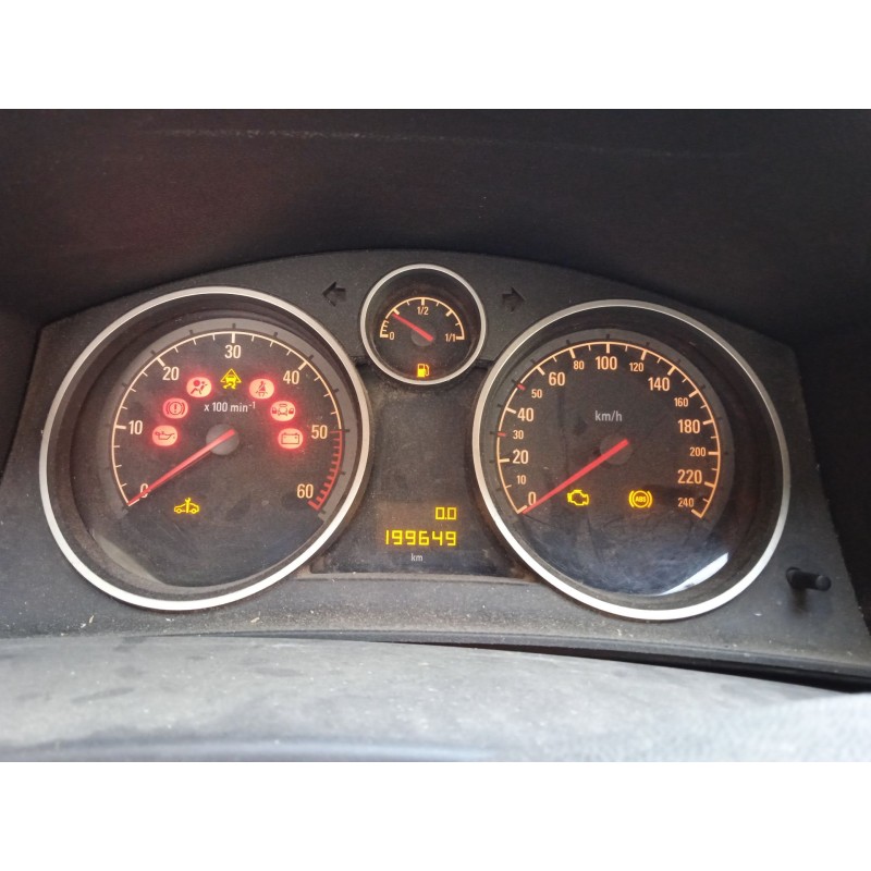 opel astra h (a04) del año 2009