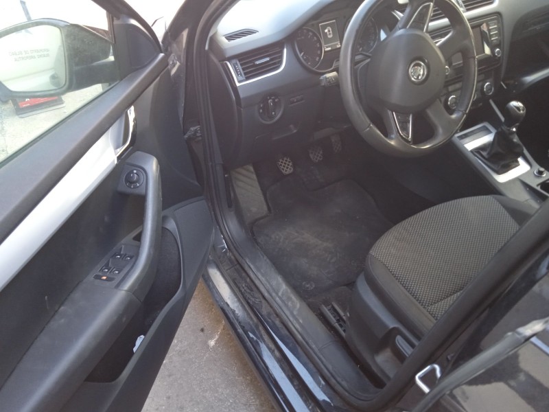 skoda octavia iii (5e3, nl3, nr3) del año 2014