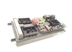 Recambio de caja reles / fusibles para land rover discovery sport (l550) 2.0 d 4x4 referencia OEM IAM FK7214F041AC LR078822 