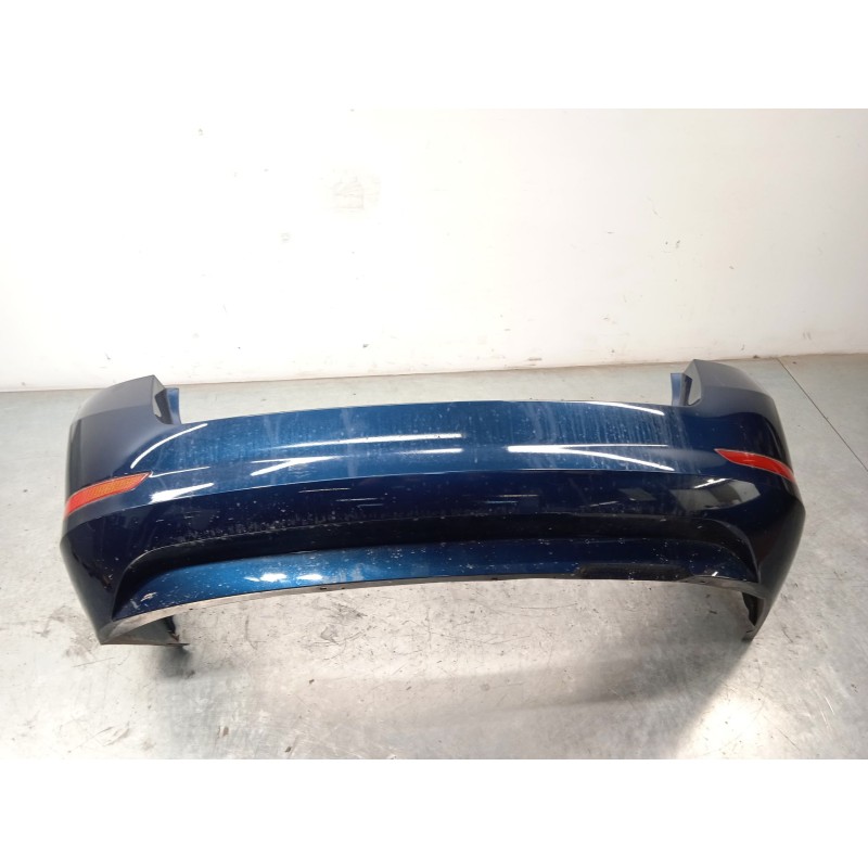 Recambio de paragolpes trasero para skoda fabia 1.0 tsi referencia OEM IAM 6V9807421F  